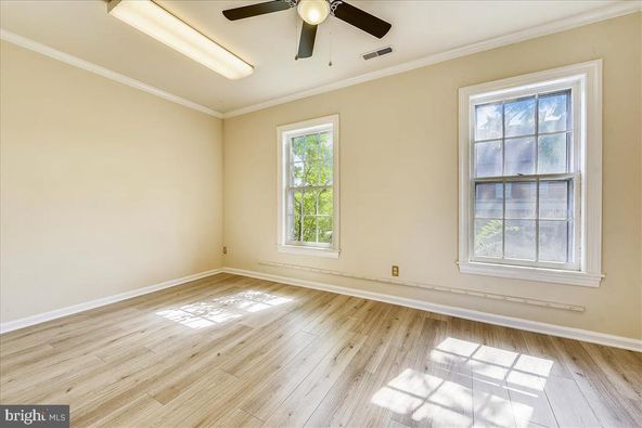 9251 Lee Ave, Manassas, VA 20110